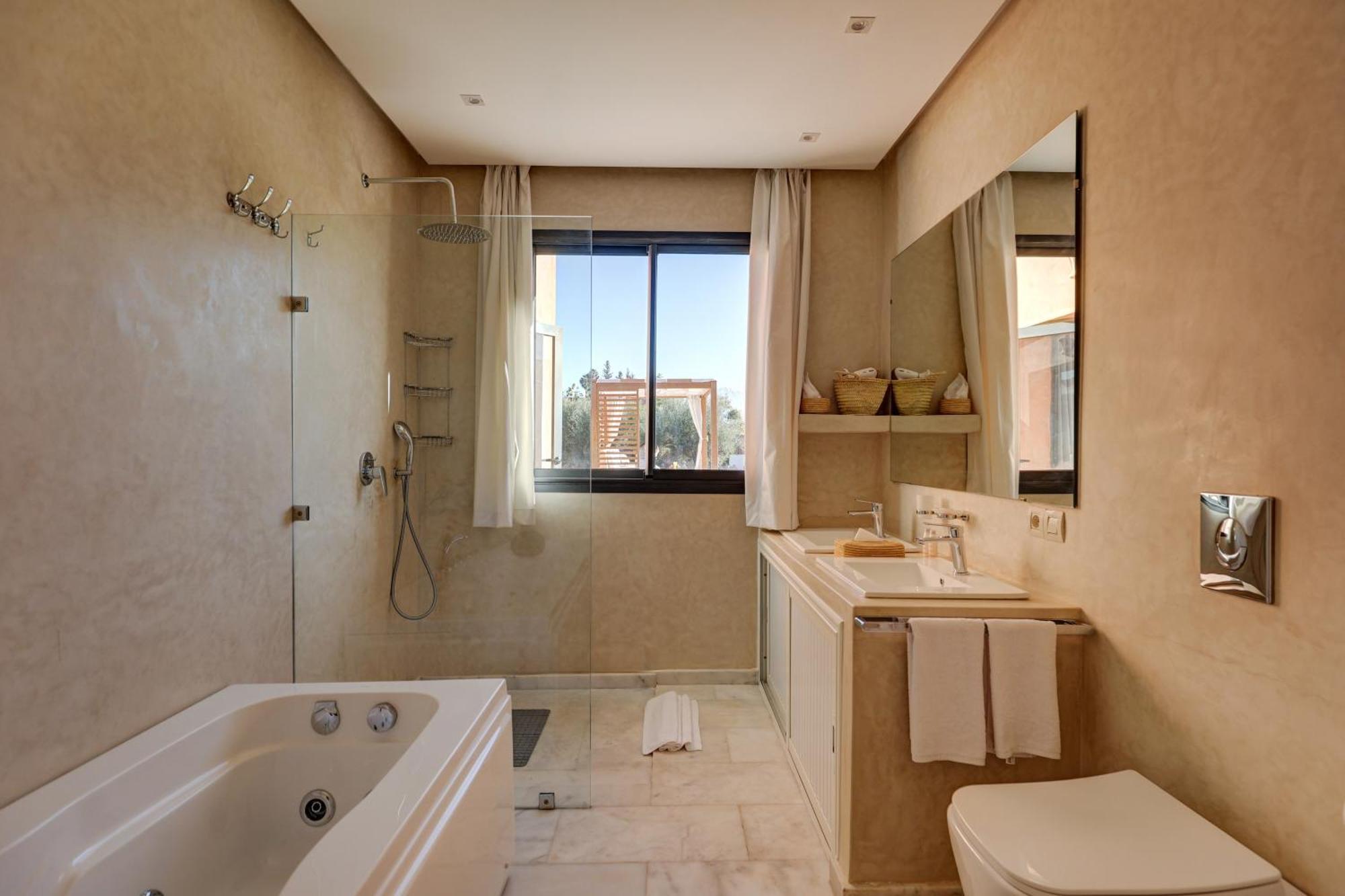 Les Roses By La Siredrah Hotel Ait Bou Zguia Екстериор снимка